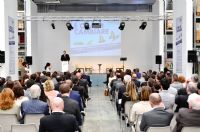 Fai click per vedere l'immagine &raquo;